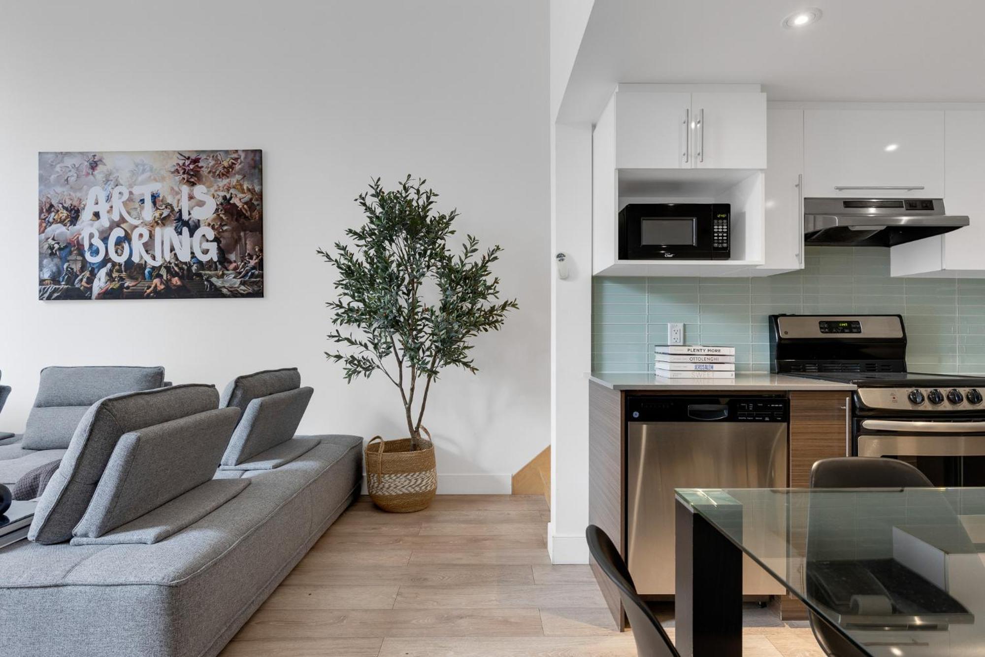 Liv Mtl Downtown Apart otel Montréal Dış mekan fotoğraf